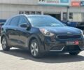 Чорний Кіа Niro, об'ємом двигуна 1.6 л та пробігом 65 тис. км за 17440 $, фото 2 на Automoto.ua