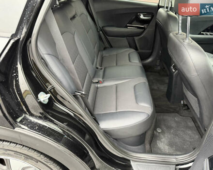Черный Киа Niro, объемом двигателя 1.6 л и пробегом 98 тыс. км за 18999 $, фото 77 на Automoto.ua