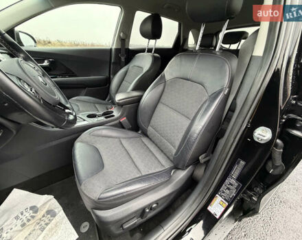 Черный Киа Niro, объемом двигателя 1.6 л и пробегом 98 тыс. км за 18999 $, фото 44 на Automoto.ua