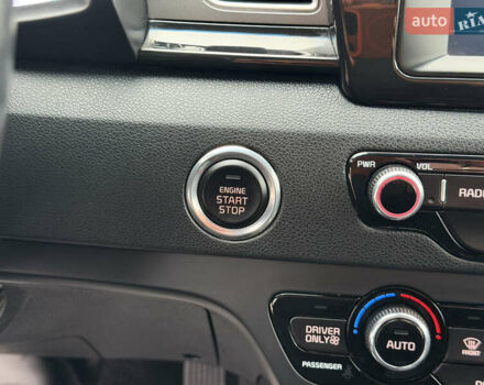 Черный Киа Niro, объемом двигателя 1.6 л и пробегом 98 тыс. км за 18999 $, фото 61 на Automoto.ua