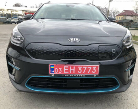 Черный Киа Niro, объемом двигателя 0 л и пробегом 158 тыс. км за 18299 $, фото 1 на Automoto.ua