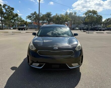 Черный Киа Niro, объемом двигателя 0 л и пробегом 50 тыс. км за 8000 $, фото 1 на Automoto.ua