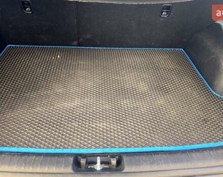 Чорний Кіа Niro, об'ємом двигуна 0 л та пробігом 138 тис. км за 17900 $, фото 11 на Automoto.ua