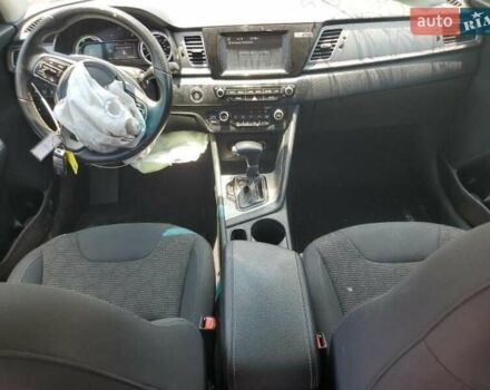 Чорний Кіа Niro, об'ємом двигуна 1.6 л та пробігом 93 тис. км за 9500 $, фото 7 на Automoto.ua