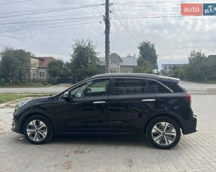 Киа Niro 2018 в Черткове на Automoto.ua Черный Киа Niro, объемом двигателя 0 л и пробегом 209 тыс. км за 17200 $, фото 16 на Automoto.ua