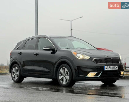 Черный Киа Niro, объемом двигателя 1.6 л и пробегом 98 тыс. км за 18999 $, фото 16 на Automoto.ua