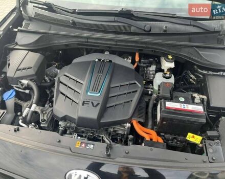 Киа Niro 2018 в Черткове на Automoto.ua Черный Киа Niro, объемом двигателя 0 л и пробегом 209 тыс. км за 17200 $, фото 5 на Automoto.ua