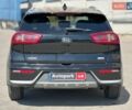Чорний Кіа Niro, об'ємом двигуна 1.6 л та пробігом 65 тис. км за 17440 $, фото 5 на Automoto.ua