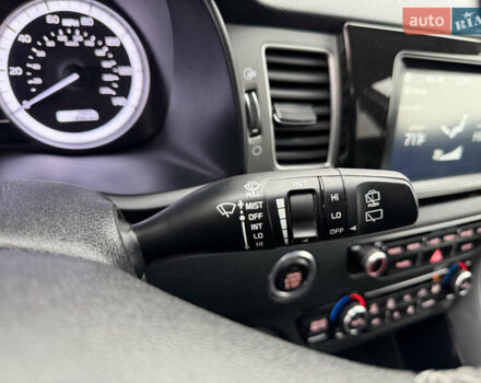 Черный Киа Niro, объемом двигателя 1.6 л и пробегом 98 тыс. км за 18999 $, фото 56 на Automoto.ua