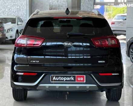 Черный Киа Niro, объемом двигателя 1.6 л и пробегом 65 тыс. км за 18190 $, фото 5 на Automoto.ua