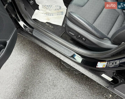 Черный Киа Niro, объемом двигателя 1.6 л и пробегом 98 тыс. км за 18999 $, фото 40 на Automoto.ua