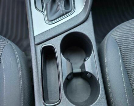 Черный Киа Niro, объемом двигателя 1.6 л и пробегом 140 тыс. км за 17900 $, фото 14 на Automoto.ua