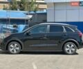 Чорний Кіа Niro, об'ємом двигуна 1.6 л та пробігом 65 тис. км за 17440 $, фото 7 на Automoto.ua