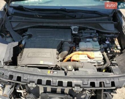 Чорний Кіа Niro, об'ємом двигуна 1.6 л та пробігом 93 тис. км за 9500 $, фото 11 на Automoto.ua