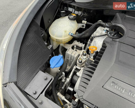 Черный Киа Niro, объемом двигателя 1.6 л и пробегом 98 тыс. км за 18999 $, фото 84 на Automoto.ua