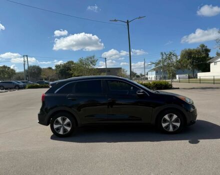 Черный Киа Niro, объемом двигателя 0 л и пробегом 50 тыс. км за 8000 $, фото 7 на Automoto.ua