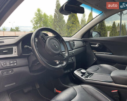 Черный Киа Niro, объемом двигателя 0 л и пробегом 155 тыс. км за 16500 $, фото 48 на Automoto.ua