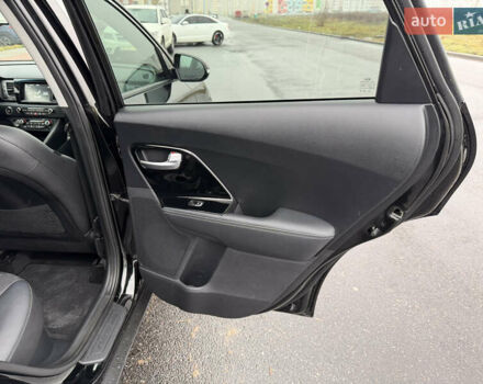 Черный Киа Niro, объемом двигателя 1.6 л и пробегом 98 тыс. км за 18999 $, фото 73 на Automoto.ua
