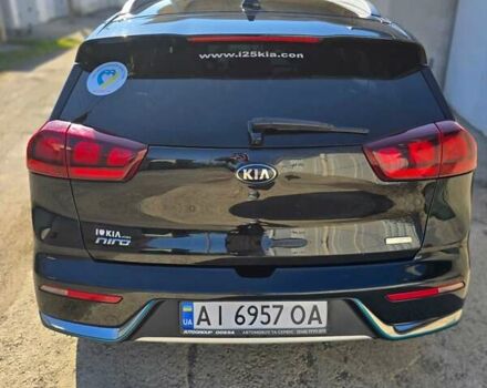 Чорний Кіа Niro, об'ємом двигуна 1.6 л та пробігом 140 тис. км за 19900 $, фото 2 на Automoto.ua