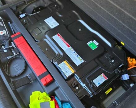 Чорний Кіа Niro, об'ємом двигуна 1.6 л та пробігом 140 тис. км за 19900 $, фото 21 на Automoto.ua