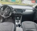 Чорний Кіа Niro, об'ємом двигуна 1.6 л та пробігом 177 тис. км за 15200 $, фото 7 на Automoto.ua