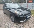 Чорний Кіа Niro, об'ємом двигуна 1.6 л та пробігом 177 тис. км за 15200 $, фото 1 на Automoto.ua