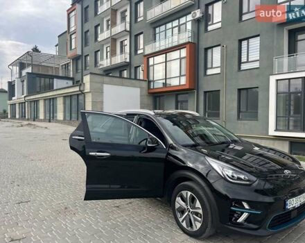 Киа Niro 2018 в Черткове на Automoto.ua Черный Киа Niro, объемом двигателя 0 л и пробегом 209 тыс. км за 17200 $, фото 3 на Automoto.ua