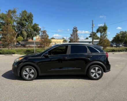 Черный Киа Niro, объемом двигателя 1.6 л и пробегом 43 тыс. км за 9000 $, фото 3 на Automoto.ua