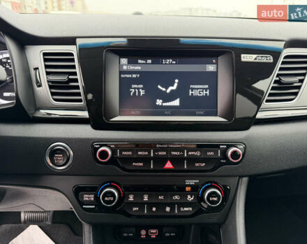 Черный Киа Niro, объемом двигателя 1.6 л и пробегом 98 тыс. км за 18999 $, фото 57 на Automoto.ua