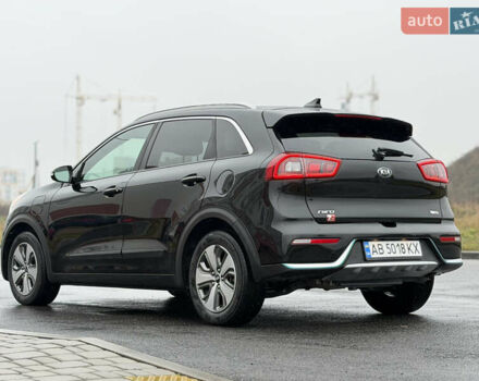 Черный Киа Niro, объемом двигателя 1.6 л и пробегом 98 тыс. км за 18999 $, фото 37 на Automoto.ua