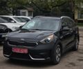 Чорний Кіа Niro, об'ємом двигуна 1.6 л та пробігом 135 тис. км за 327 $, фото 5 на Automoto.ua