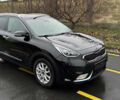 Чорний Кіа Niro, об'ємом двигуна 1.58 л та пробігом 125 тис. км за 13000 $, фото 8 на Automoto.ua