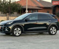 Чорний Кіа Niro, об'ємом двигуна 0 л та пробігом 93 тис. км за 18700 $, фото 6 на Automoto.ua