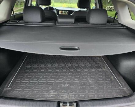 Чорний Кіа Niro, об'ємом двигуна 0 л та пробігом 78 тис. км за 11900 $, фото 9 на Automoto.ua