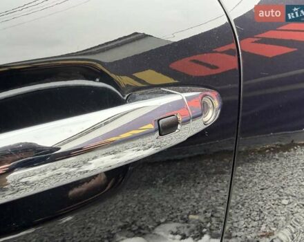 Чорний Кіа Niro, об'ємом двигуна 0 л та пробігом 165 тис. км за 18800 $, фото 12 на Automoto.ua