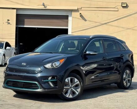 Чорний Кіа Niro, об'ємом двигуна 0 л та пробігом 45 тис. км за 13000 $, фото 2 на Automoto.ua