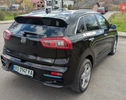 Черный Киа Niro, объемом двигателя 0 л и пробегом 135 тыс. км за 17300 $, фото 5 на Automoto.ua