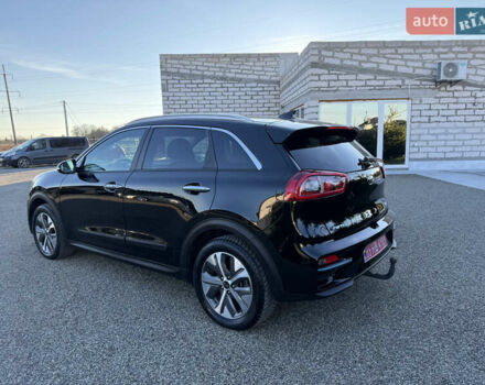 Черный Киа Niro, объемом двигателя 0 л и пробегом 71 тыс. км за 18999 $, фото 5 на Automoto.ua