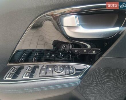 Черный Киа Niro, объемом двигателя 0 л и пробегом 156 тыс. км за 16999 $, фото 12 на Automoto.ua
