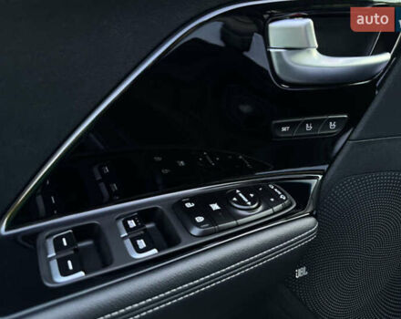 Кіа Niro 2019 у Кропивницькому (Кіровограді) на Automoto.ua Чорний Кіа Niro, об'ємом двигуна 0 л та пробігом 37 тис. км за 16000 $, фото 6 на Automoto.ua