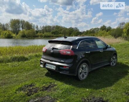 Чорний Кіа Niro, об'ємом двигуна 0 л та пробігом 154 тис. км за 22000 $, фото 78 на Automoto.ua