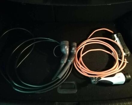 Киа Niro 2019 в Киеве на Automoto.ua Черный Киа Niro, объемом двигателя 0 л и пробегом 120 тыс. км за 11500 $, фото 17 на Automoto.ua