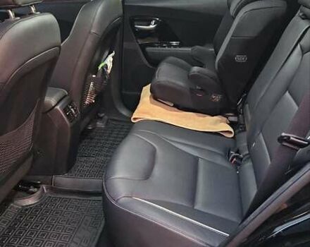 Чорний Кіа Niro, об'ємом двигуна 0 л та пробігом 120 тис. км за 21500 $, фото 14 на Automoto.ua
