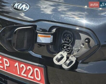 Черный Киа Niro, объемом двигателя 0 л и пробегом 69 тыс. км за 19399 $, фото 17 на Automoto.ua