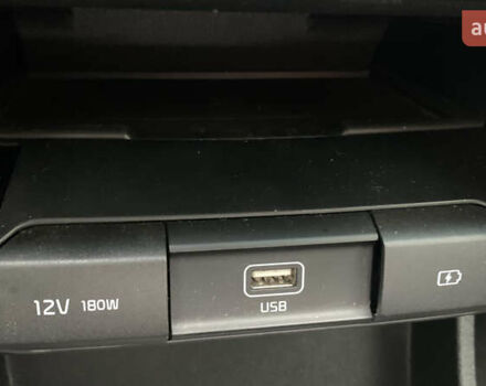 Чорний Кіа Niro, об'ємом двигуна 0 л та пробігом 159 тис. км за 17999 $, фото 34 на Automoto.ua