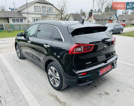 Черный Киа Niro, объемом двигателя 0 л и пробегом 135 тыс. км за 18873 $, фото 3 на Automoto.ua