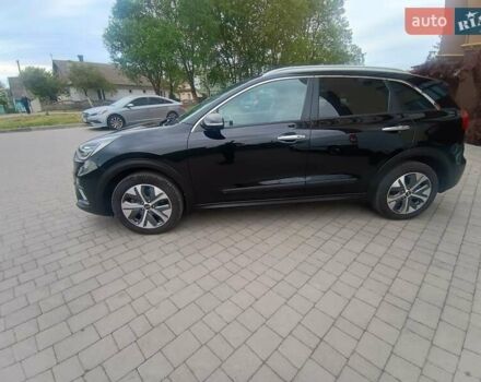 Черный Киа Niro, объемом двигателя 0 л и пробегом 156 тыс. км за 16999 $, фото 7 на Automoto.ua