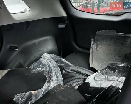 Черный Киа Niro, объемом двигателя 1.6 л и пробегом 233 тыс. км за 8400 $, фото 14 на Automoto.ua