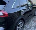 Чорний Кіа Niro, об'ємом двигуна 0 л та пробігом 105 тис. км за 17999 $, фото 2 на Automoto.ua