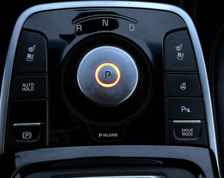 Чорний Кіа Niro, об'ємом двигуна 0 л та пробігом 93 тис. км за 18700 $, фото 52 на Automoto.ua